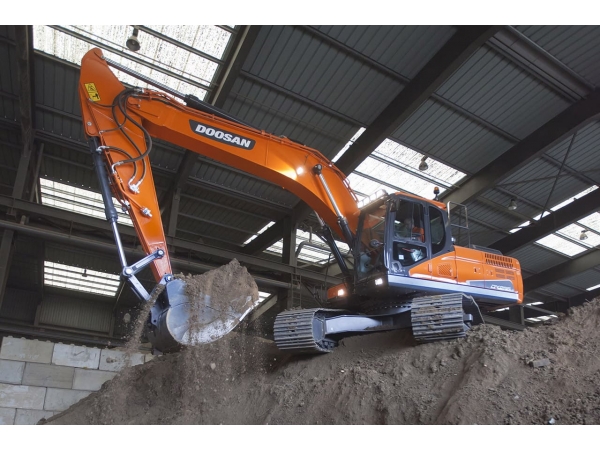 Аренда гусеничного экскаватора Doosan DX255LC